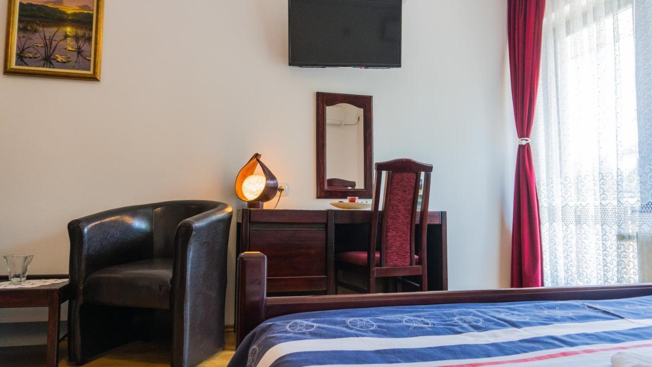 Apartmani "Vila Jelena" Аранделовац Экстерьер фото