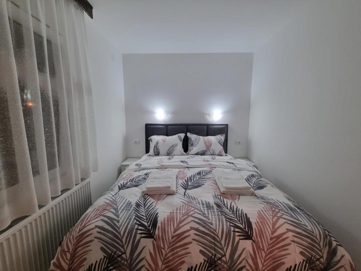 Apartmani "Vila Jelena" Аранделовац Экстерьер фото